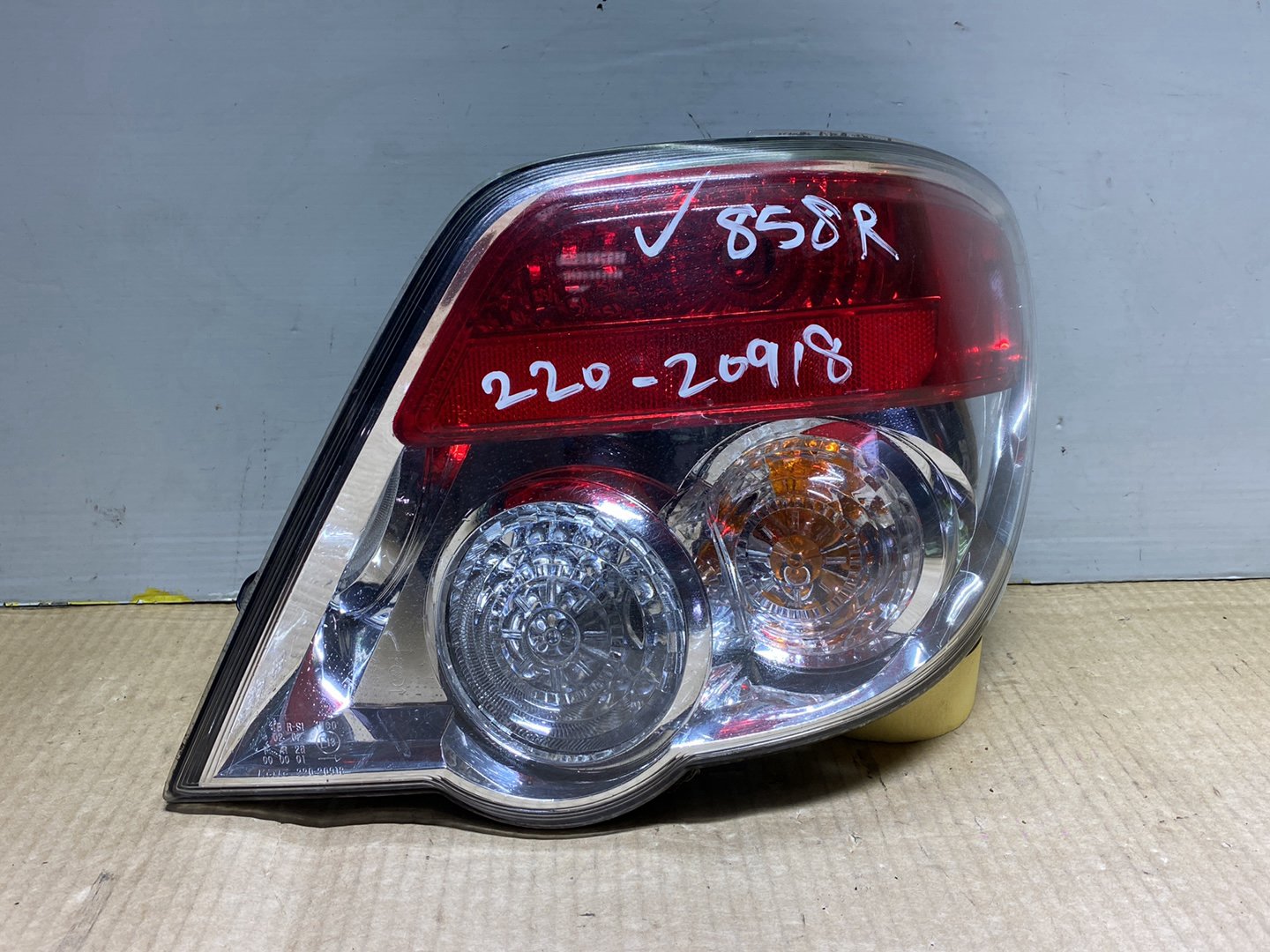 2007 Subaru Impreza GGC - Right Taillight PN: Koito 220-20918