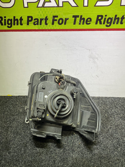 2007 Dodge Nitro - Left Headlight