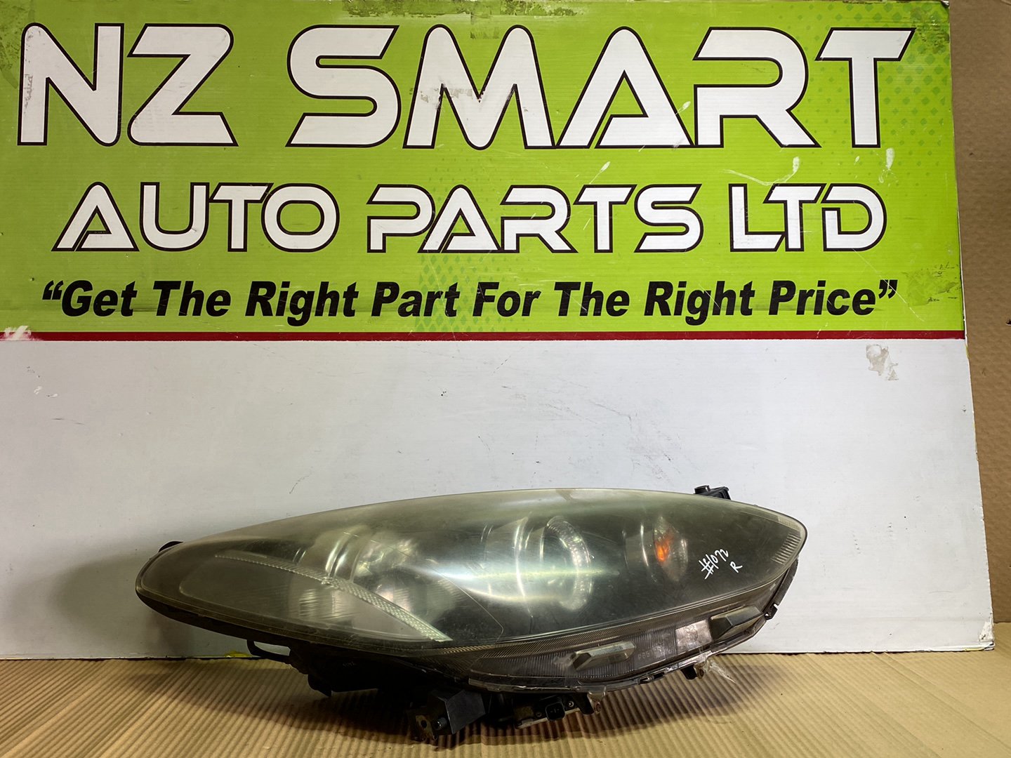 2009 Mazda Demio DE5FS- Right Headlight PN: STANLEY 3550