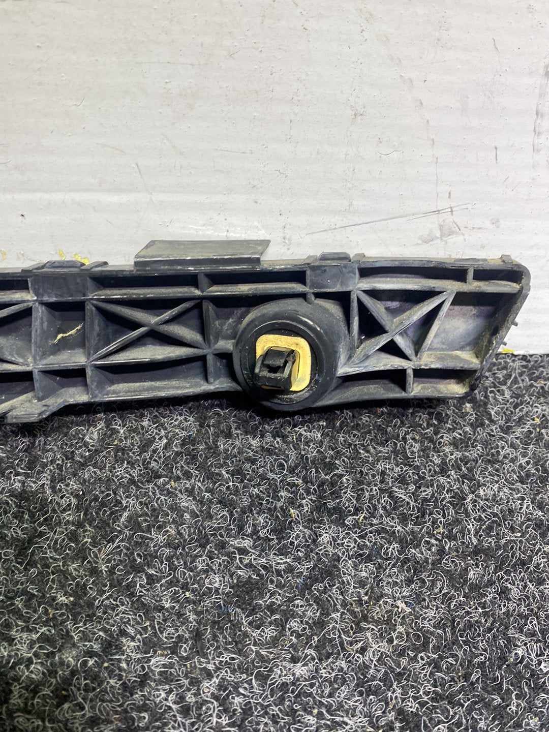 2011 Mazda Demio DE3FS - Left Rear Bumper Retainer