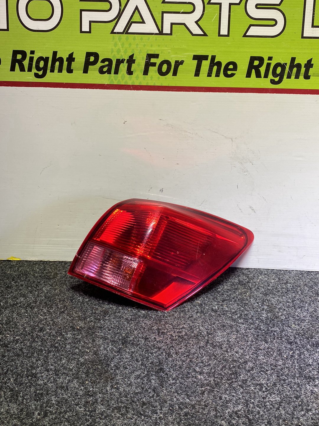 2008 Nissan Dualis - Right Taillight