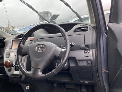 2005 Toyota Ractis NCP100 Dismantling For Parts