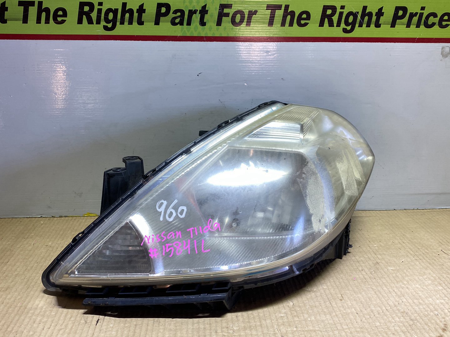 2007 Nissan Tiida C11 - Left Headlight PN: P4278