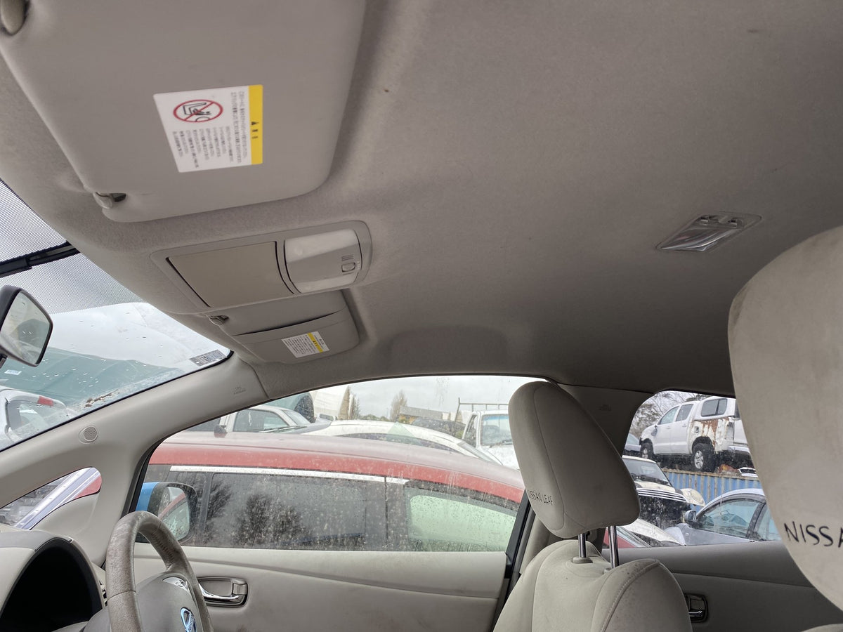2012 Nissan Leaf Electric ZE0 Dismantling For Parts