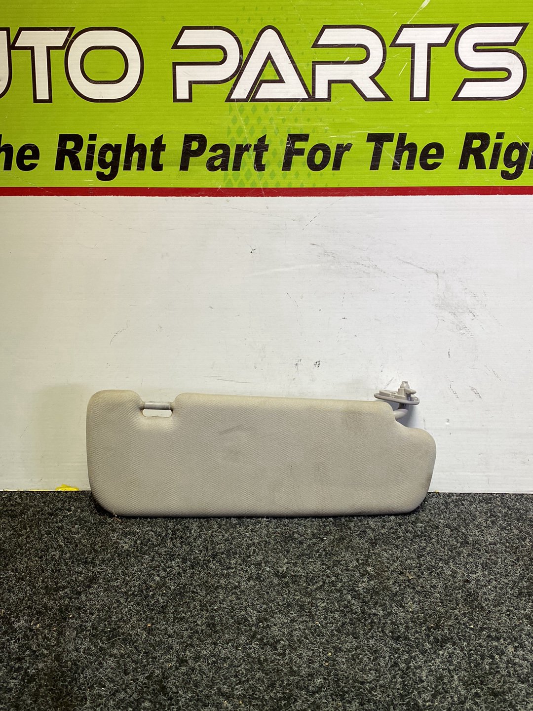 2012 Hyundai i45 - Left Sun Visor