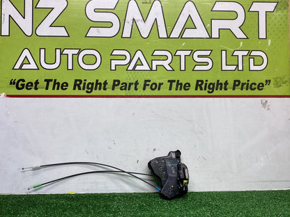 2006 Used Toyota Caldina - Left Front Door Lock Actuator PN: 6904013051