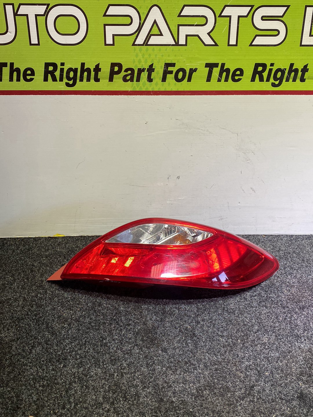 2010 Mazda Demio - Right Taillight PN: STANLEY P5776R