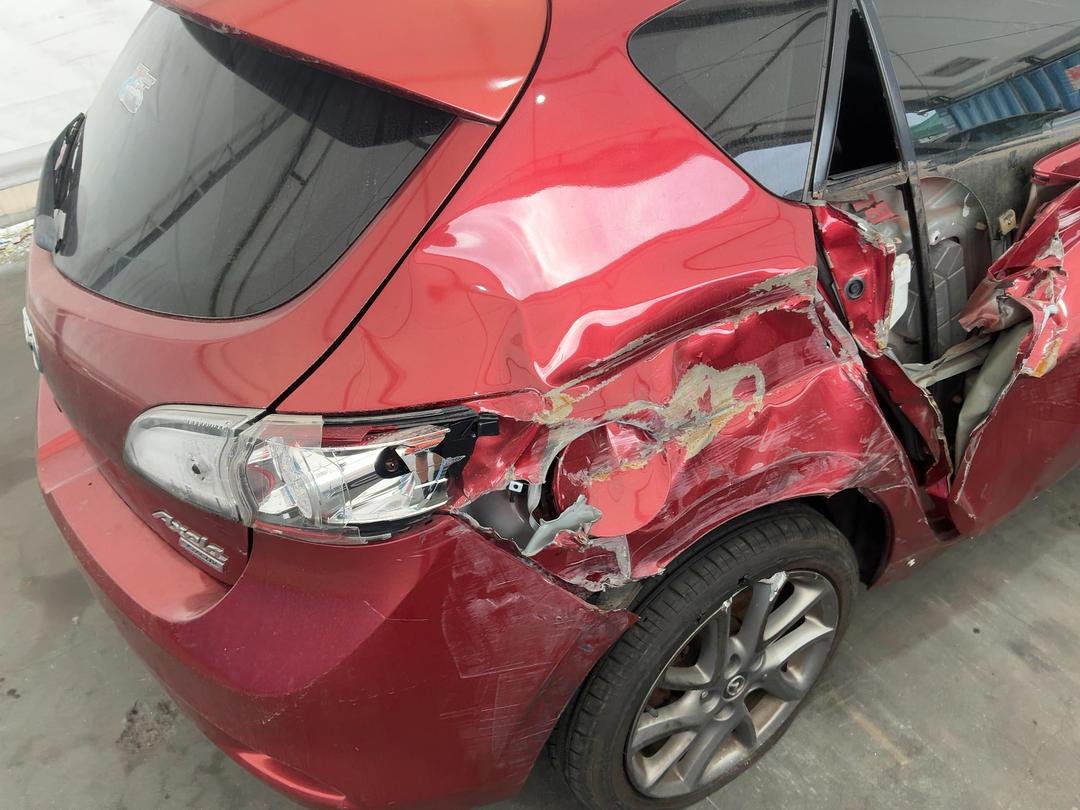 2013 Mazda Axela BLFFW  Dismantling For Parts