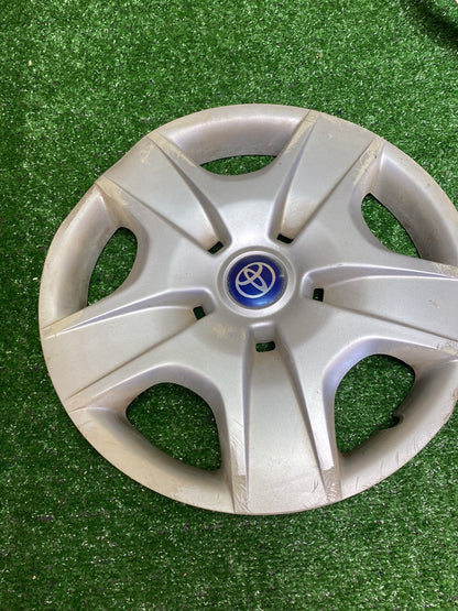 2002 Used Toyota Caldina - Wheel Cover/Hub Cap PN: Size 15