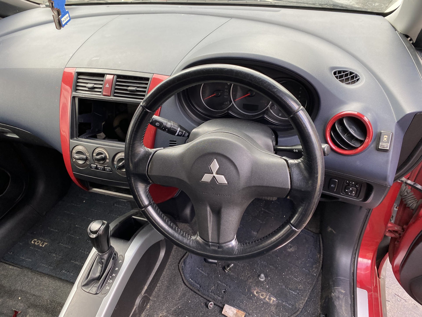 2007 Mitsubishi Colt  Dismantling For Parts