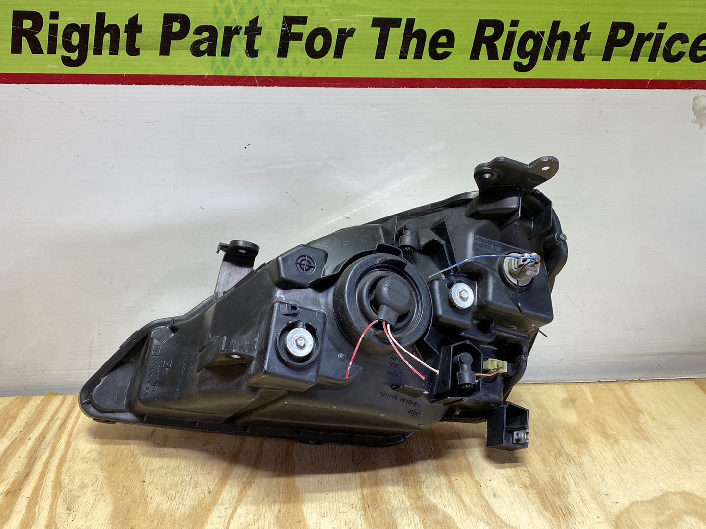 2004 Suzuki Liana - Right Headlight PN: Koito 100-32662