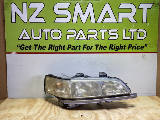 2000 Honda Accord CL3 - Right Headlight PN: R7637