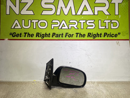 2015 SsangYong XLV- Right Door Mirror PN: 5 pin