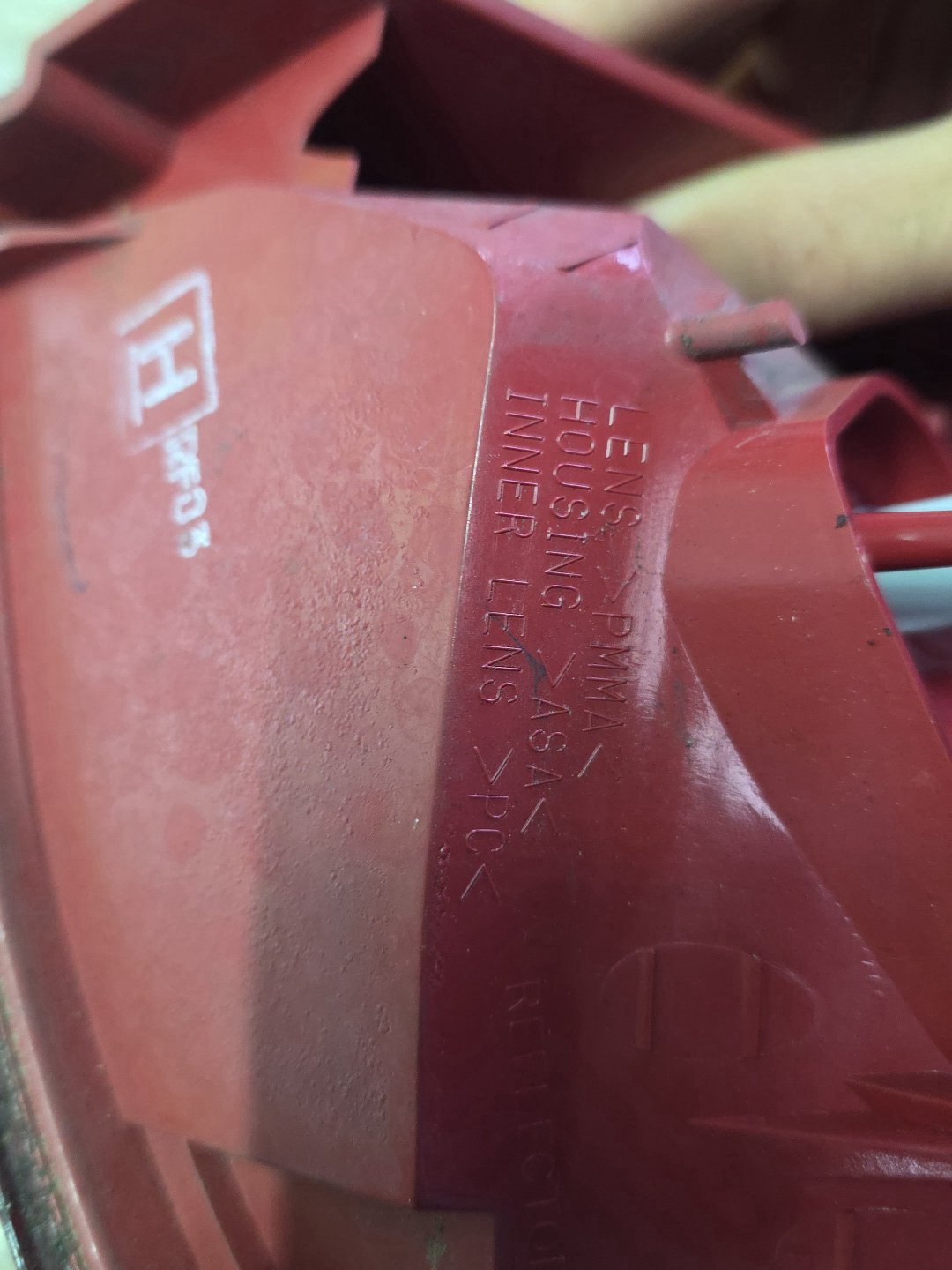 2004 Mazda Demio- Left Taillight PN: D47151160B