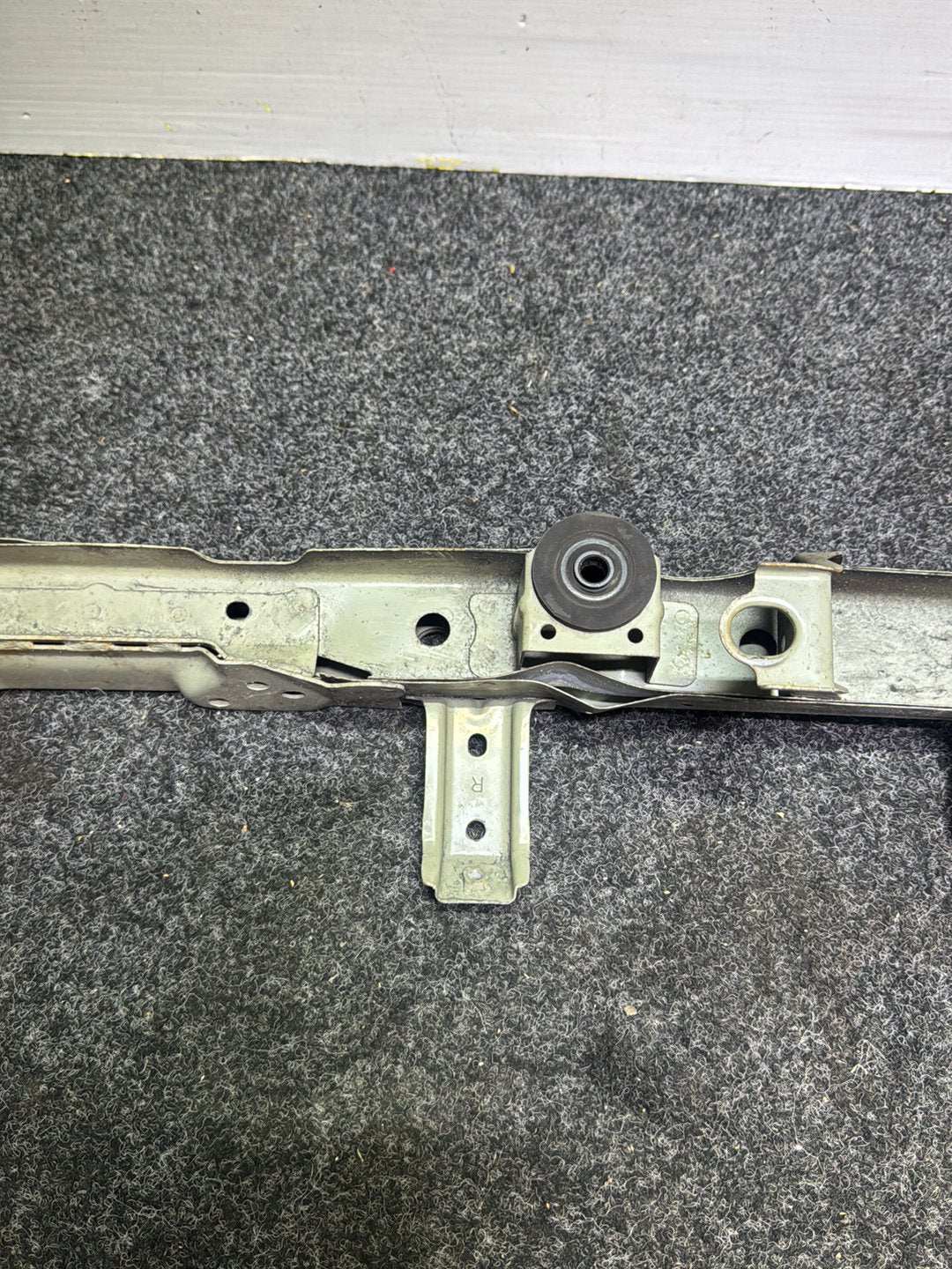2011 Nissan Juke YF15 - Radiator Support
