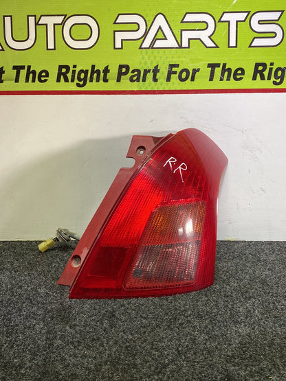 2004 Suzuki Swift - Right Taillight PN: STANLEY P4476R
