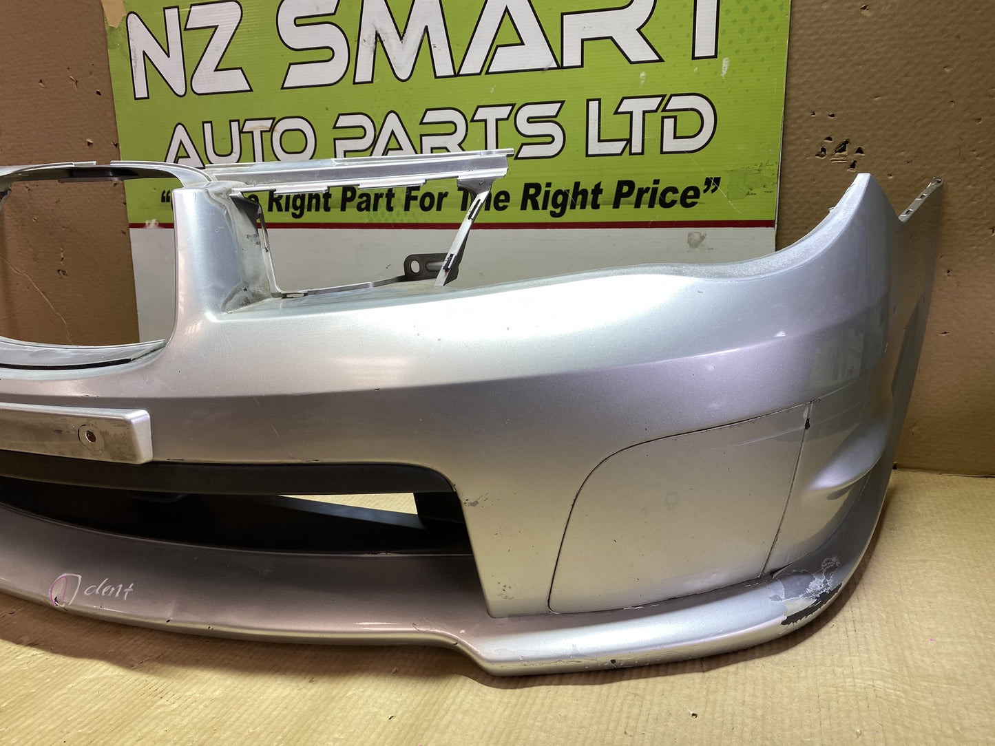 2007 Subaru Impreza GGC - Front Bumper ( second hand )