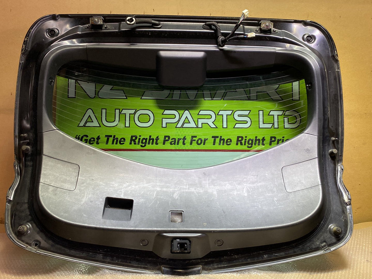 2009 Mazda Axela - Tailgate PN: see photos