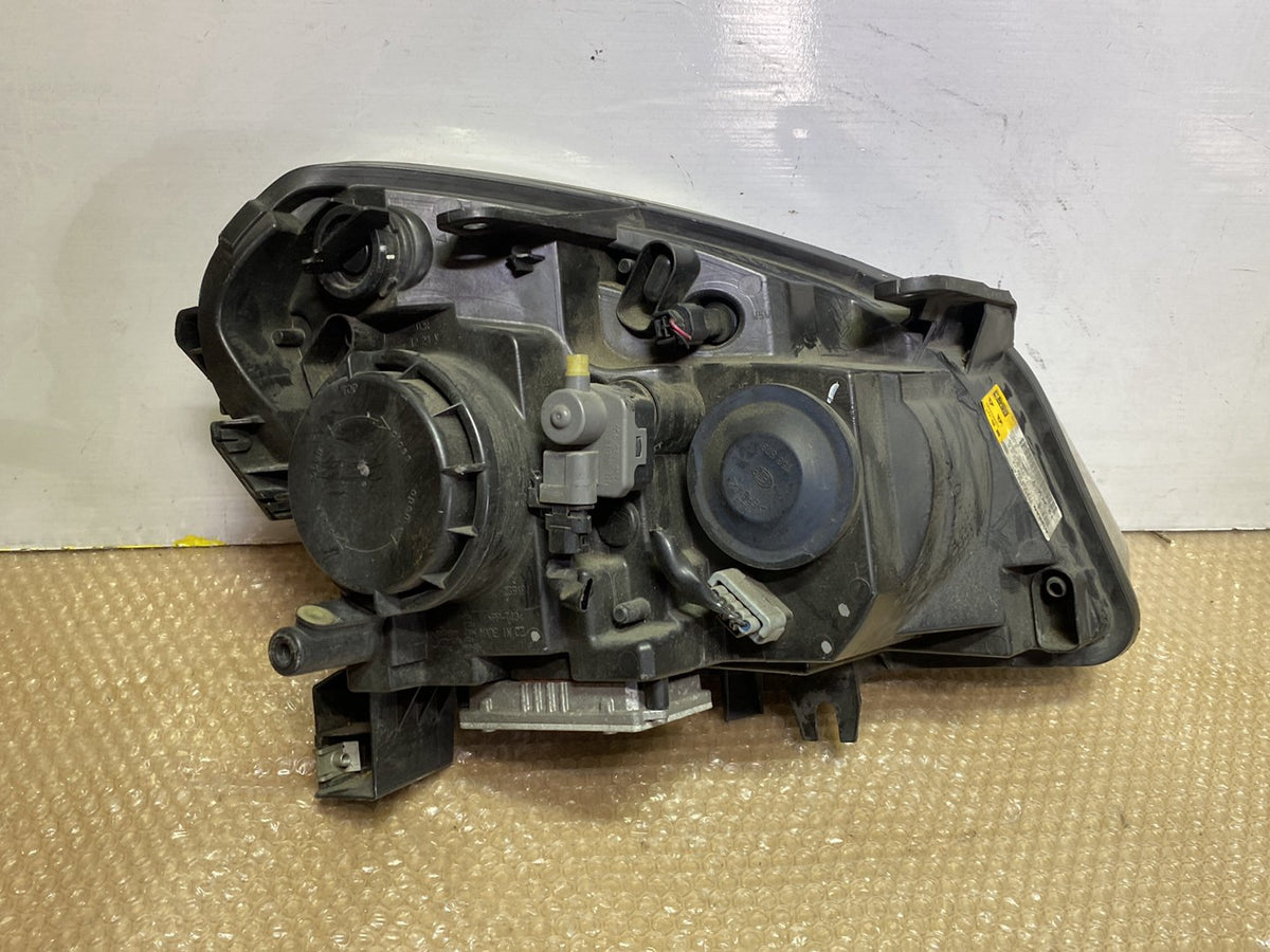 2008 Nissan Dualis - Left Headlight PN: see photos