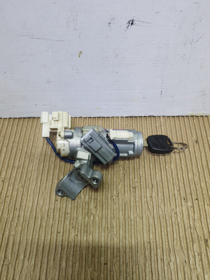 2000 Used Toyota Vitz- Ignition Switch Key PN: see photos