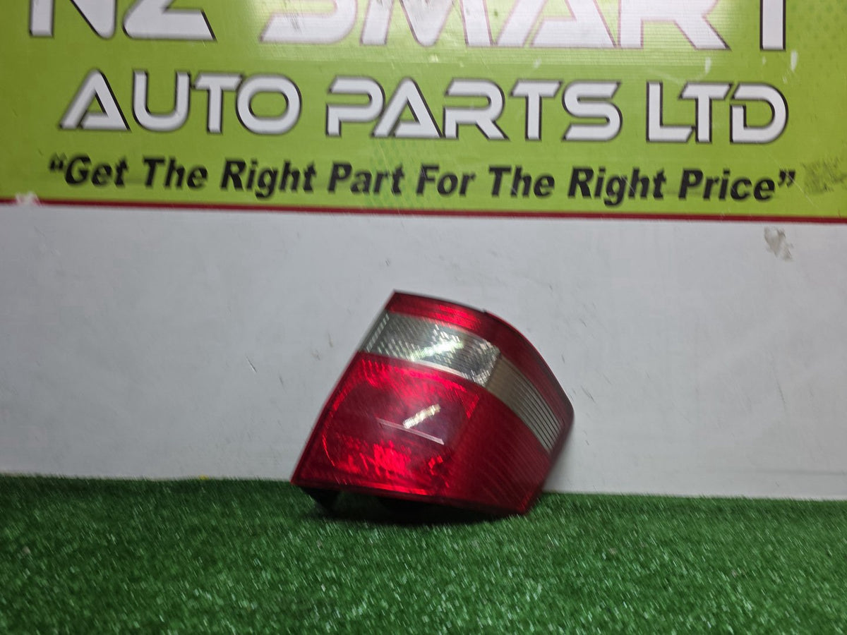 2005 Toyota Alphard - Right Taillight PN: KOITO 58-5/ 8155158020