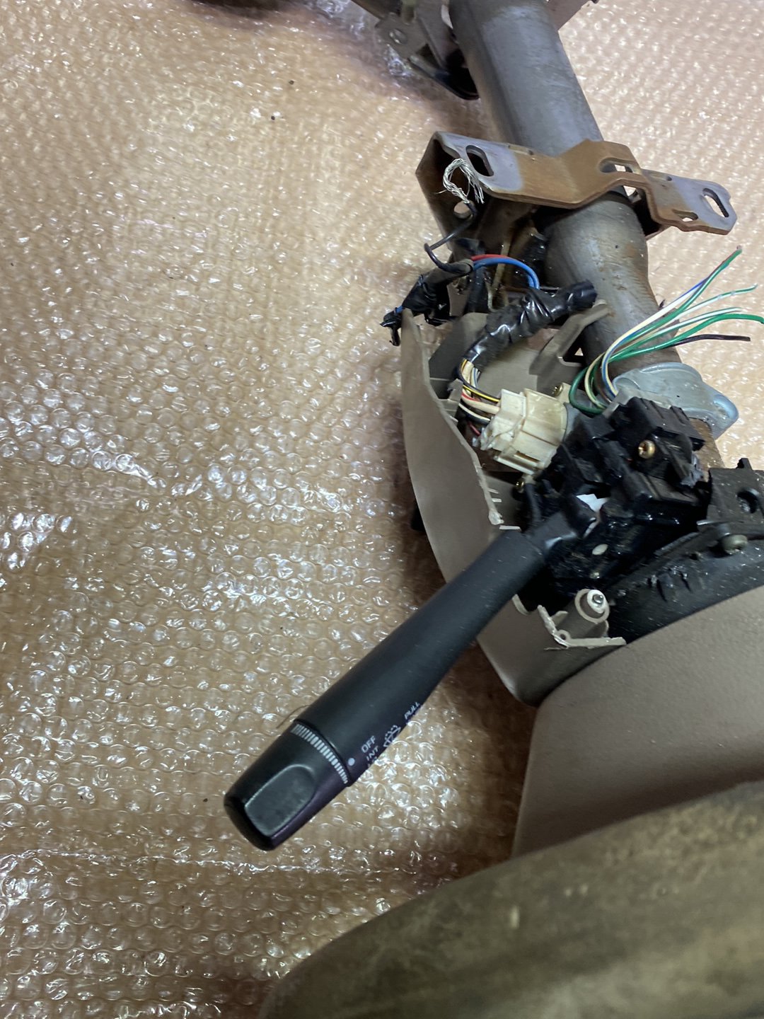 2000 Nissan Pulsar - Steering Wheel PN: see photos