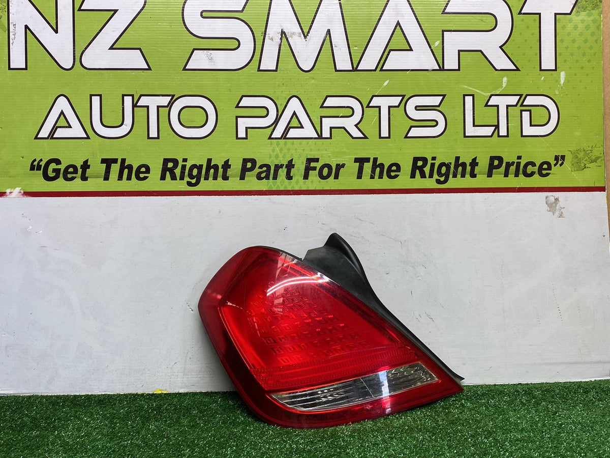 2006 Nissan Maxima - Left Taillight PN: ICHIKOH 4969
