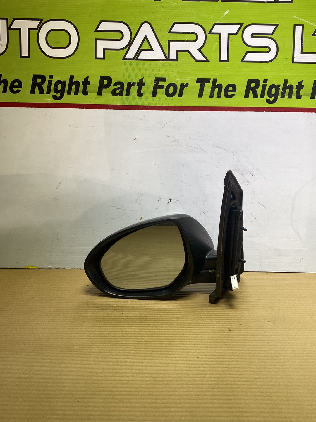 2008 Mazda Demio- Left Door Mirror PN: 5 wires