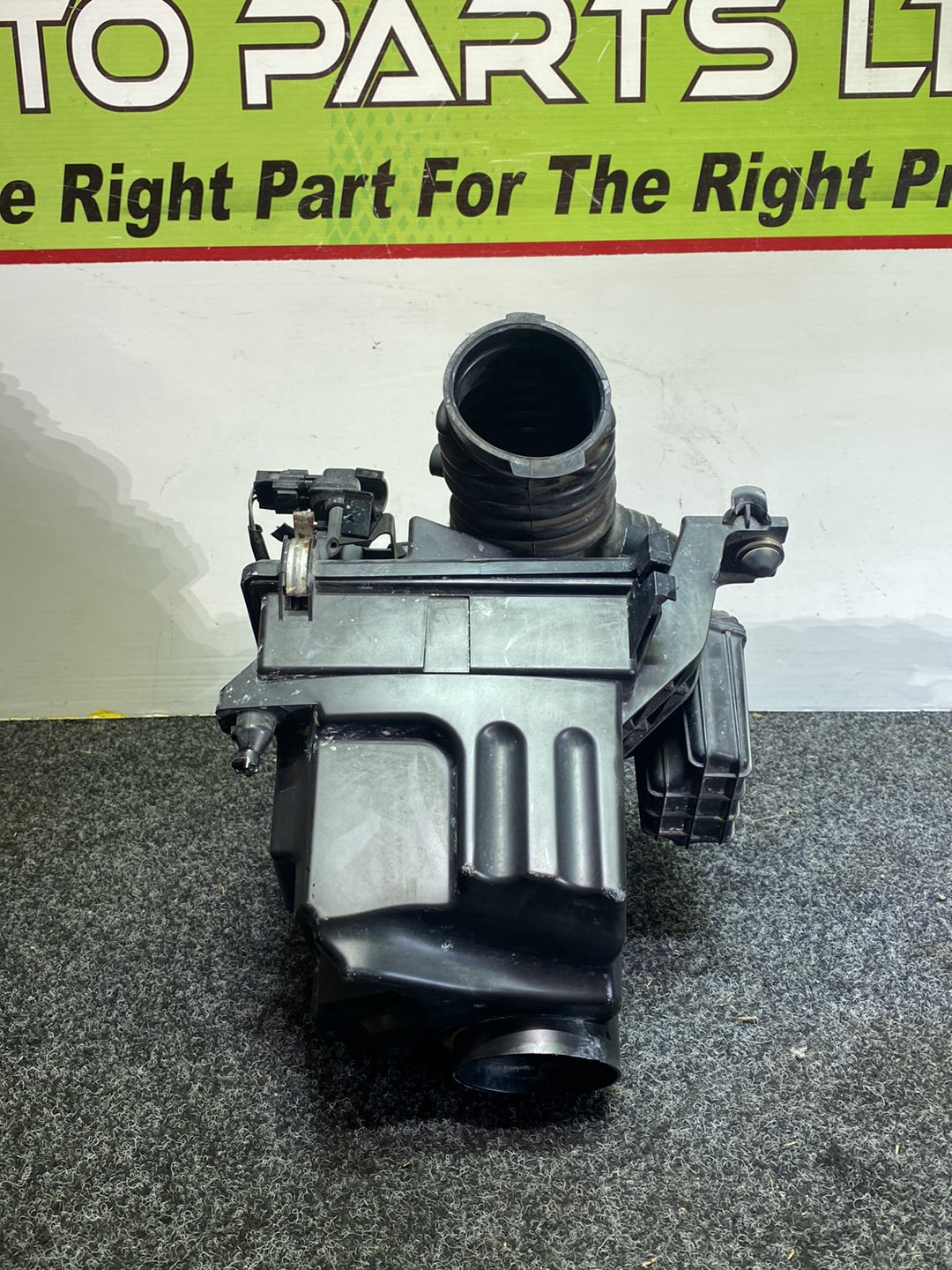 2005 Mazda Axela - Air Cleaner Assembly EFI Air Box