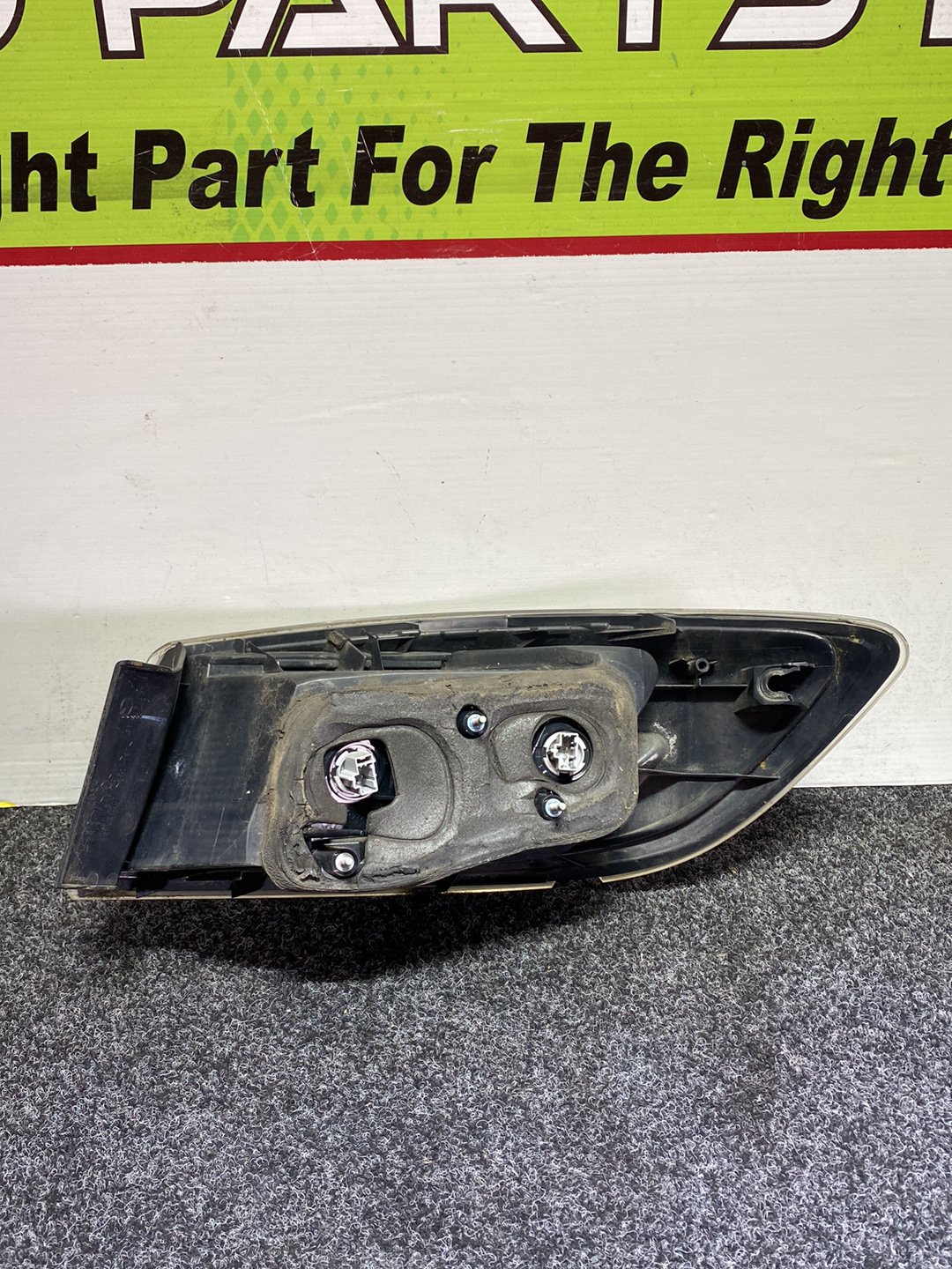 2009 Mazda Axela BL5FP - Left Taillight PN: p8524