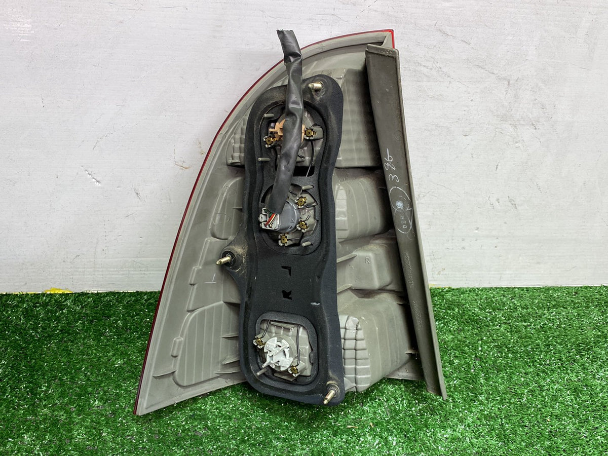 2001 Toyota Corolla - Right Taillight PN: KOITO 13-61