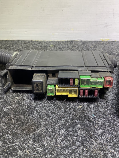 2010 Nissan Juke YF15 - Engine Fuse Box