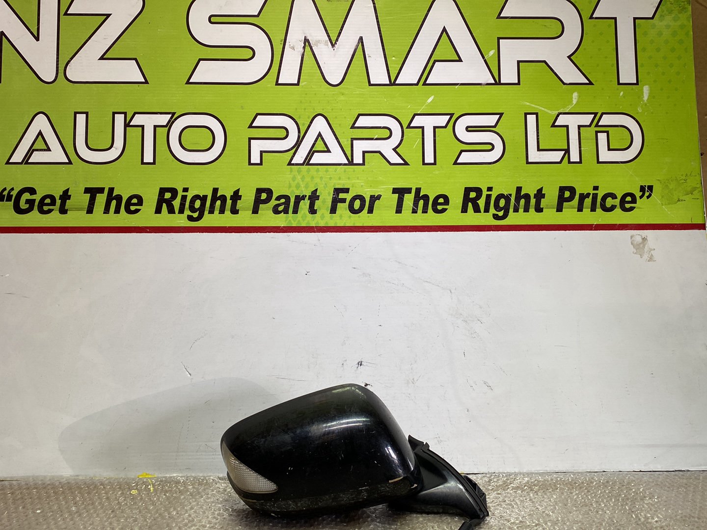 2008 Honda Fit- Right Door Mirror PN: 7 wires