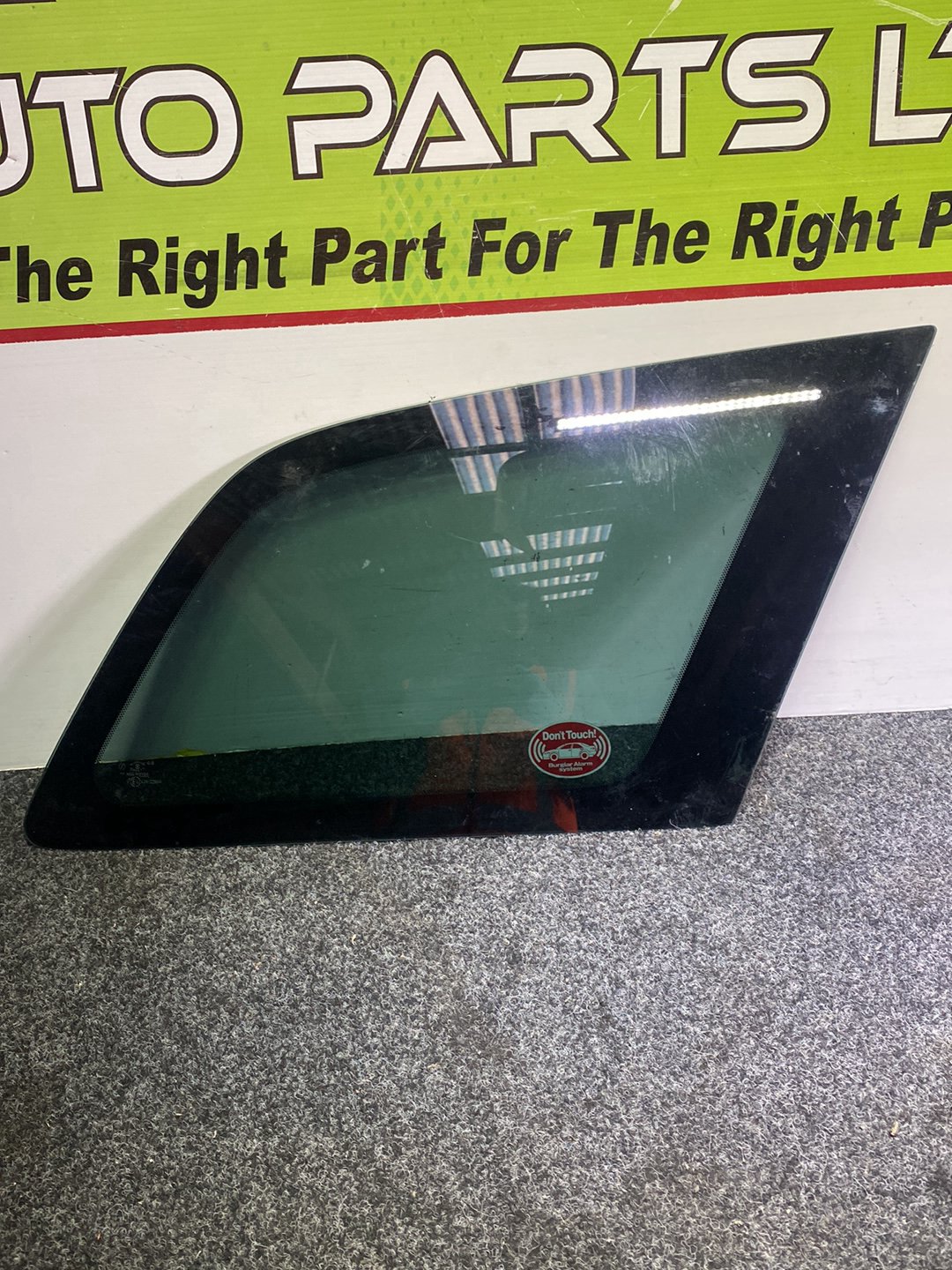2006 Mazda Atenza GY3W - Right Rear Quarter Door Glass PN: Tint Number M31Q8