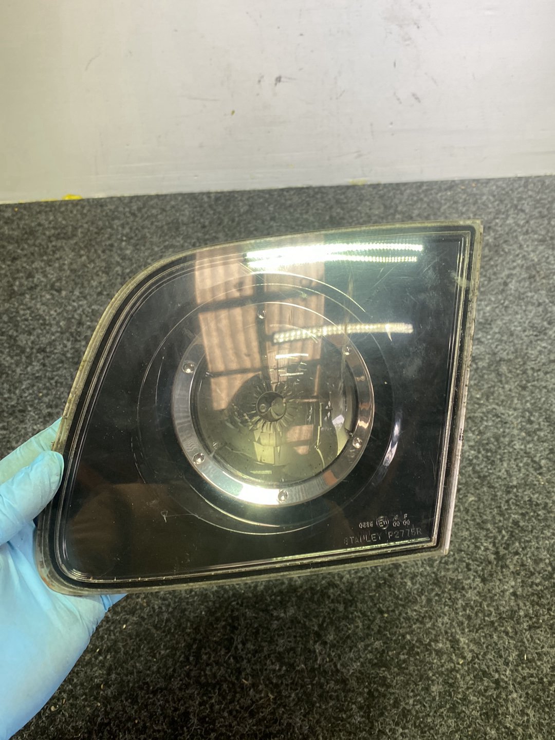 2006 Mazda Axela - Right Tailgate Light