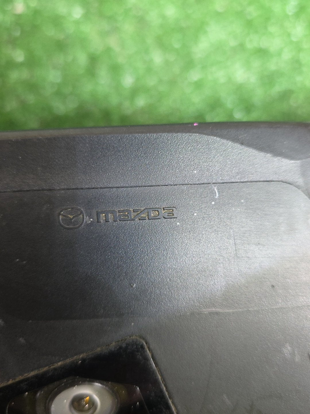 2006 Mazda Premacy - Left Door Mirror PN: 9 wires