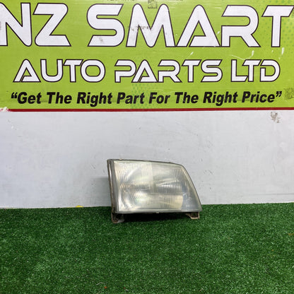 2009 Mazda Bongo Friendee SK82V - Right Headlight PN: STANLEY P0220