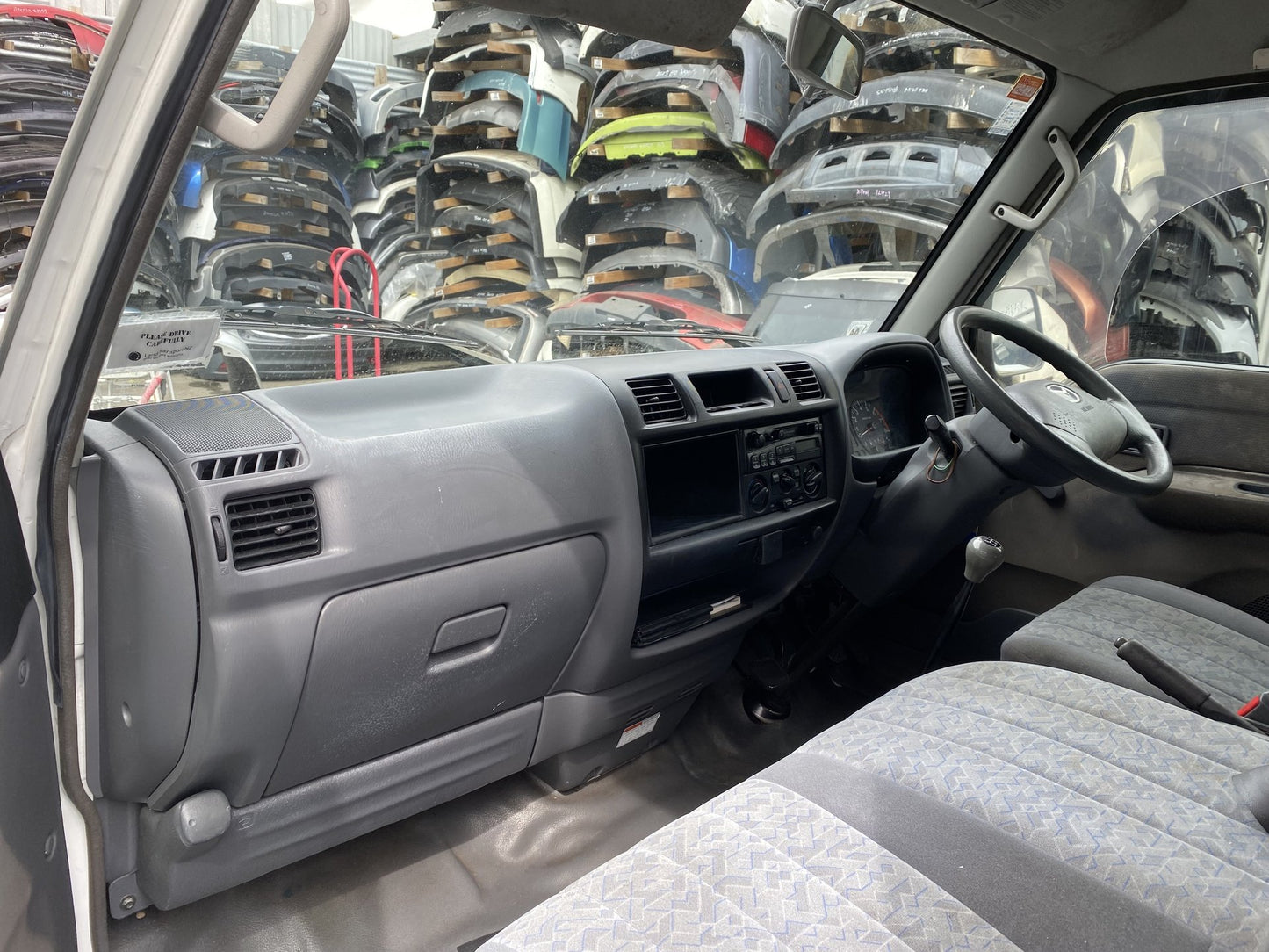 2005 Mazda E2000 Dismantlinng For Parts