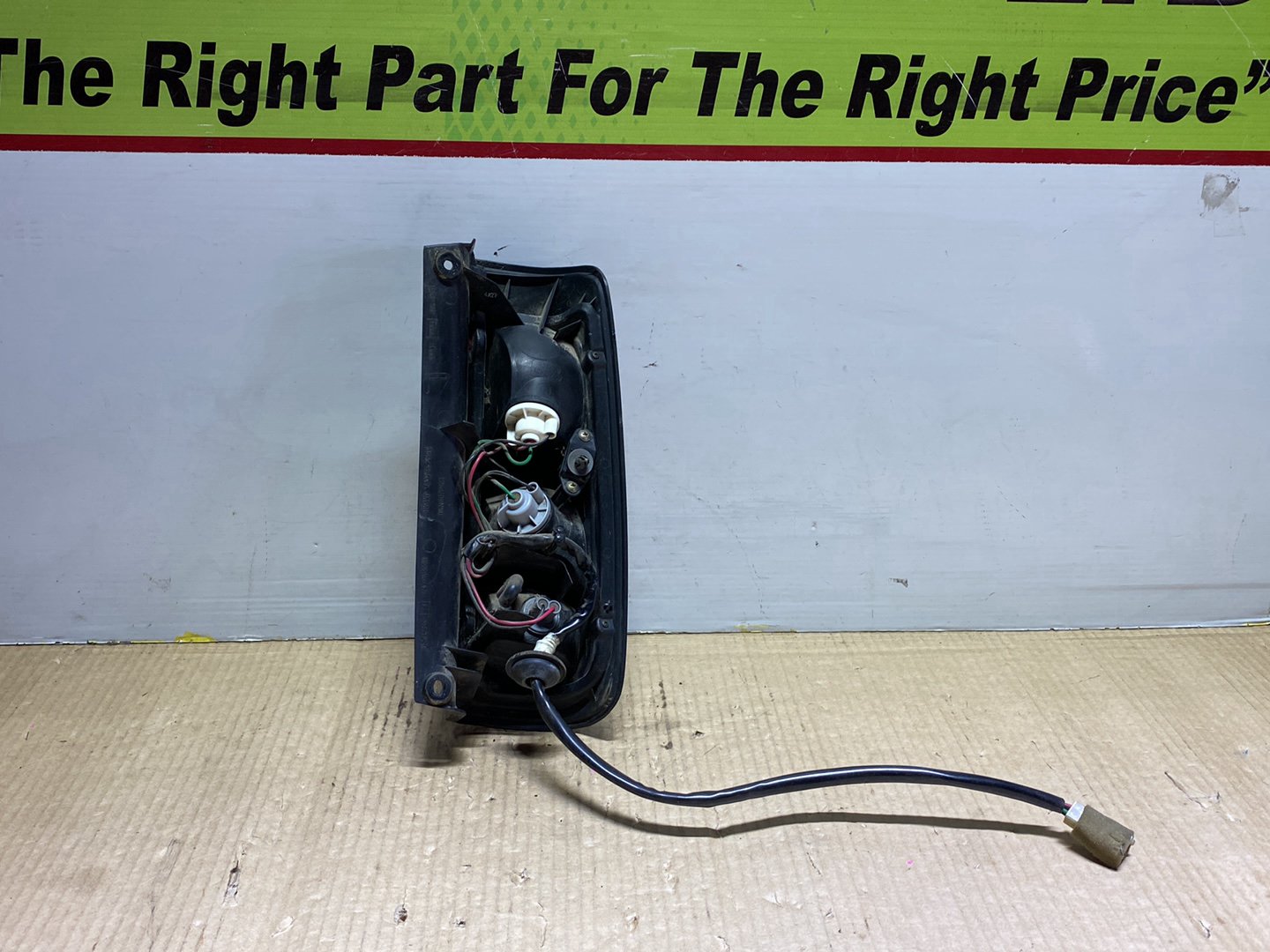 2004 Suzuki Swift HT81S - Left Taillight PN: 35603-74G0