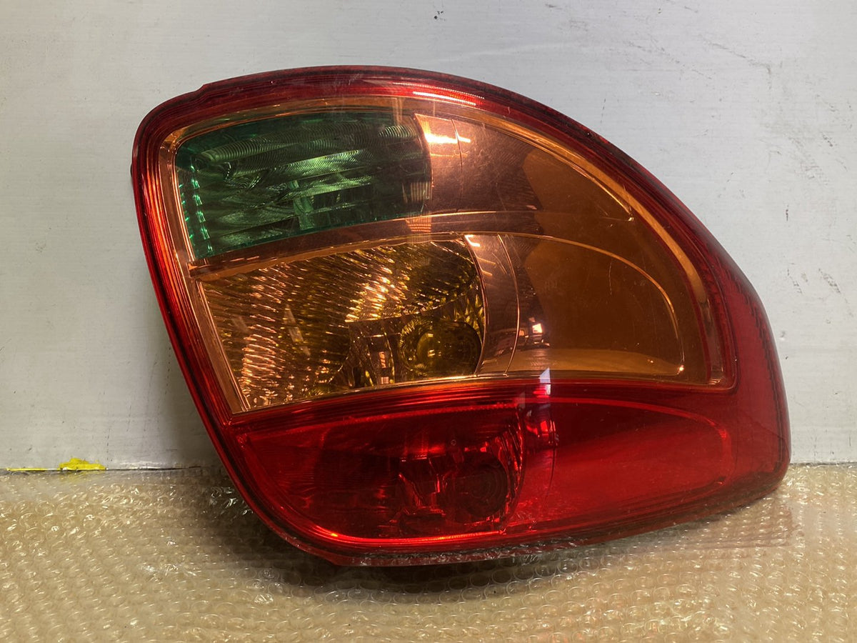 2009 Suzuki SX4 - Left Taillight PN: see photos