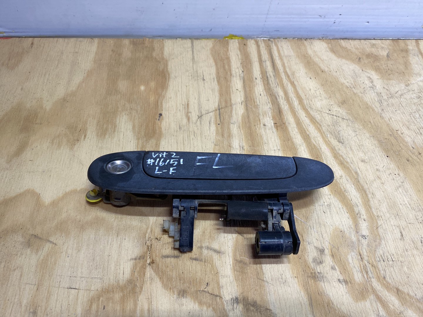 2004 Toyota Vitz - Left Front Exterior Door Handle