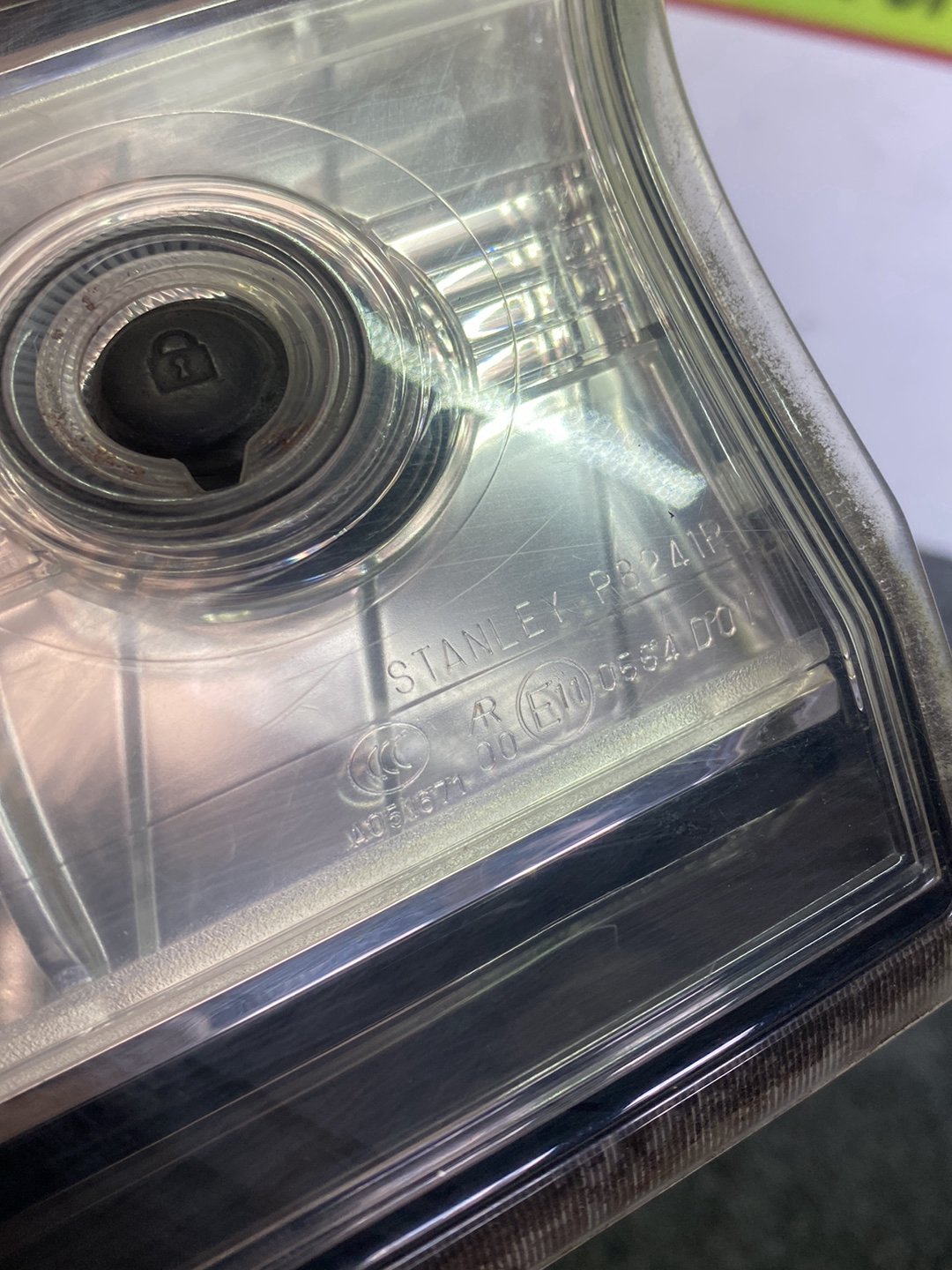2011 Mazda Axela - Right Tailgate Light