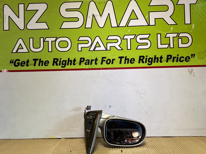 2003 Nissan Bluebird- Left Door Mirror PN: 5 wires