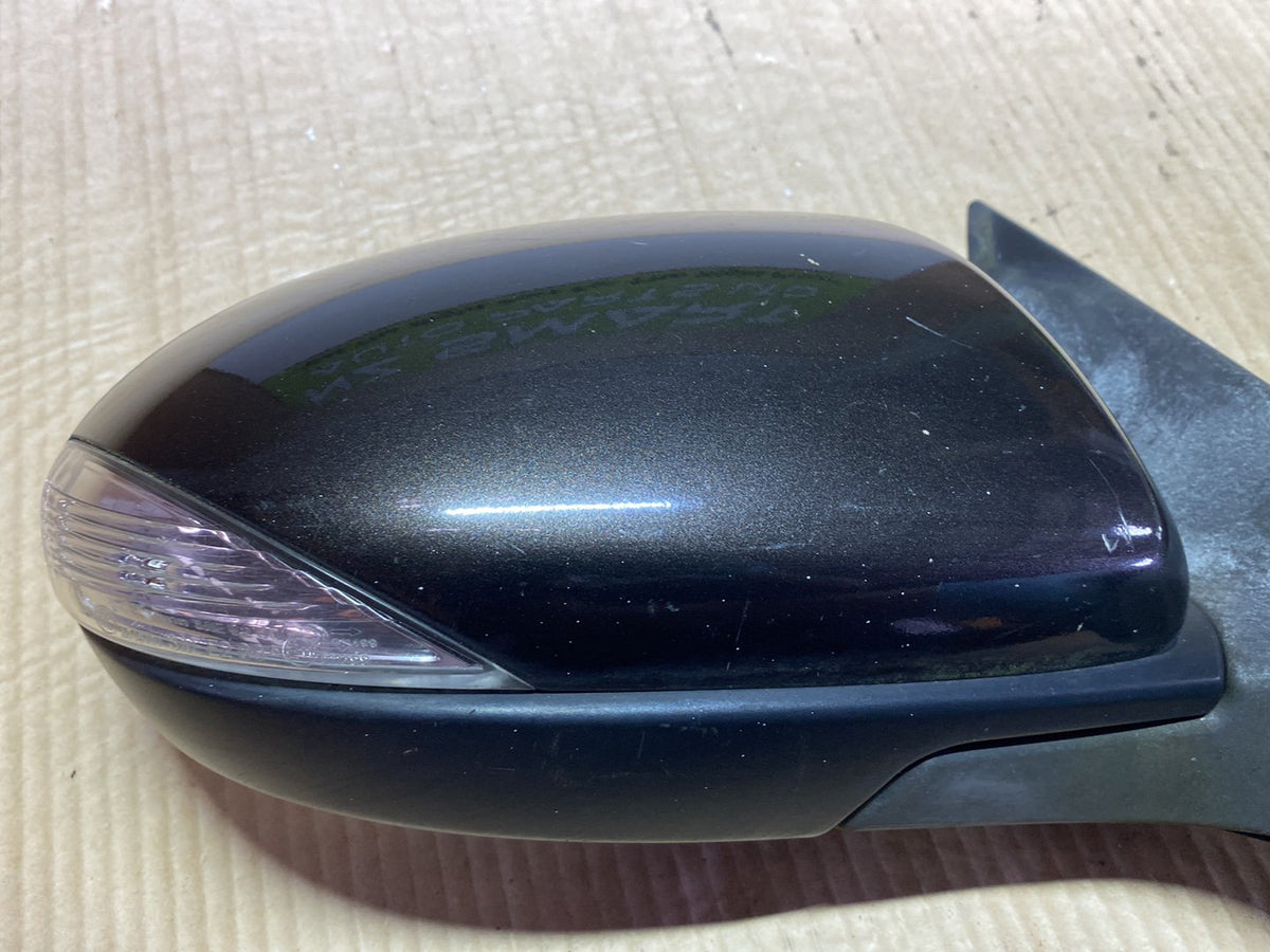 2010 Mazda Atenza - Right Door Mirror PN: 8 wires