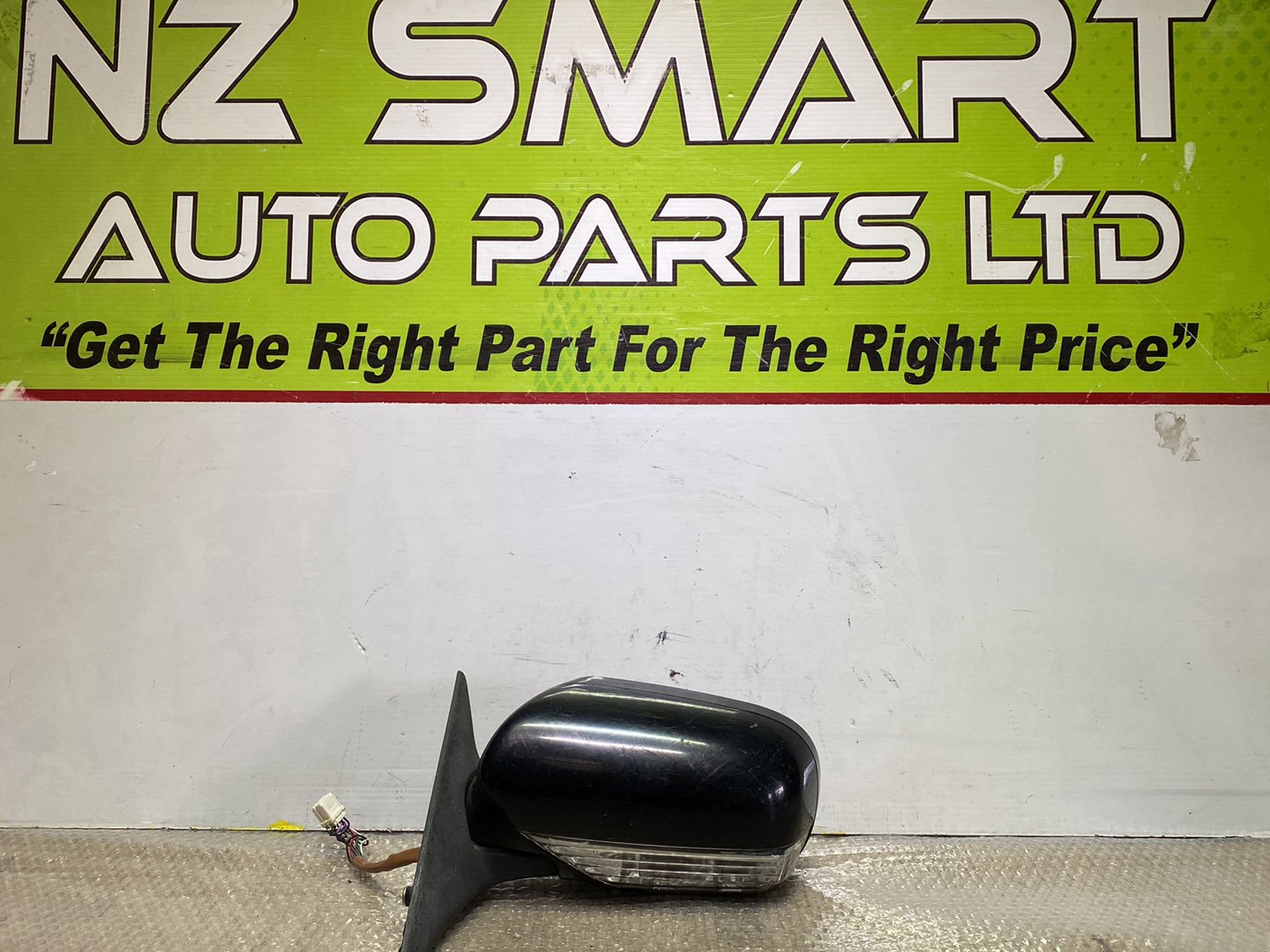 2004 Subaru Legacy- Left Door Mirror PN: 10 wires