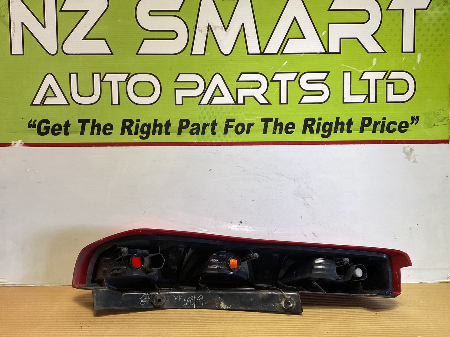 2009 Nissan X-Trail- Right Taillight PN: