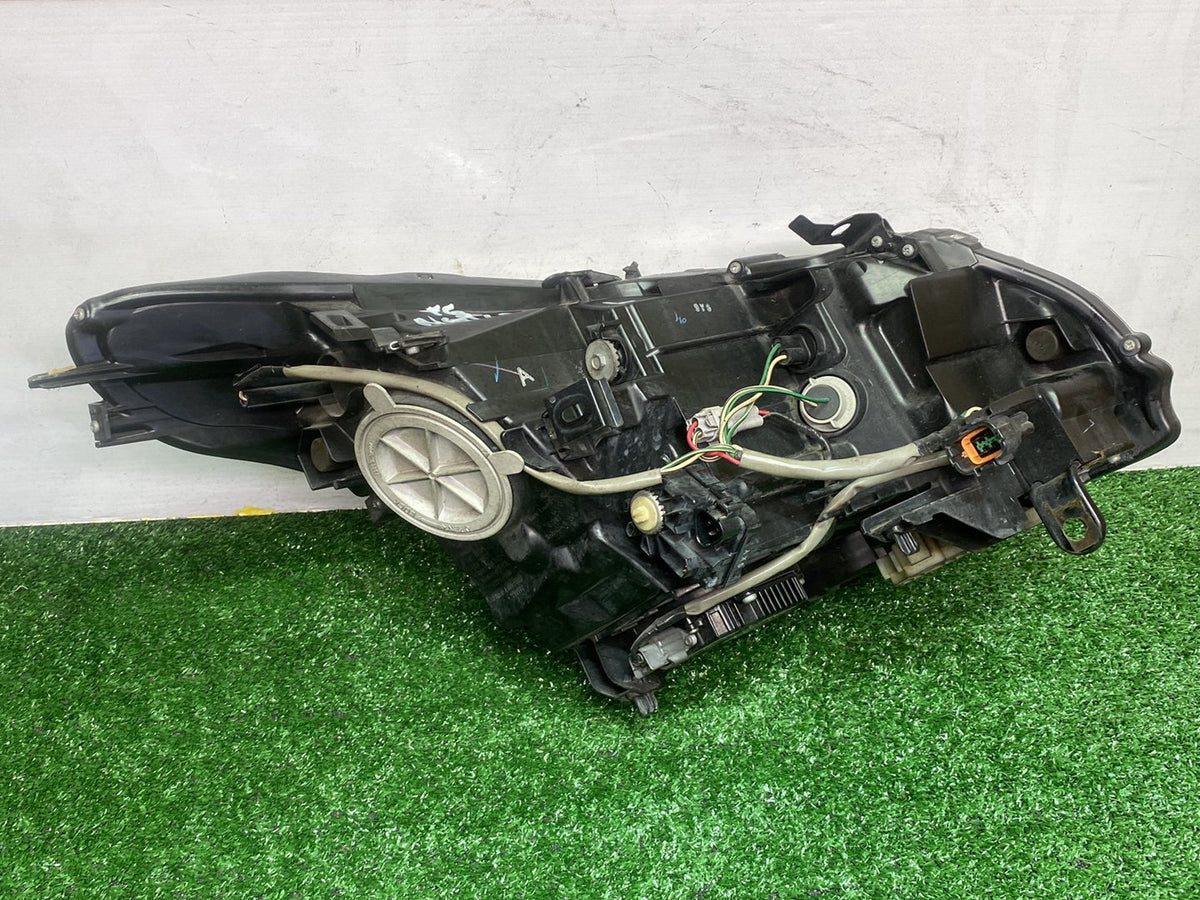 2010 Nissan Skyline - Left Headlight PN: 260601NM2A