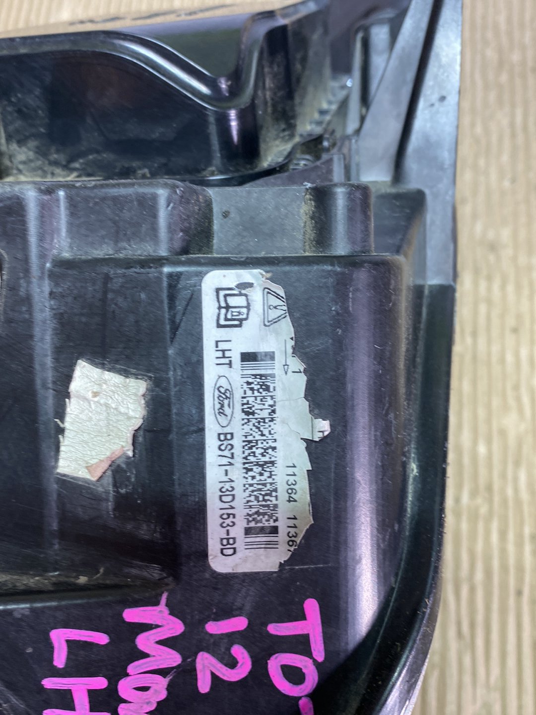 2009 Ford Mondeo- Left Headlight PN: see photos