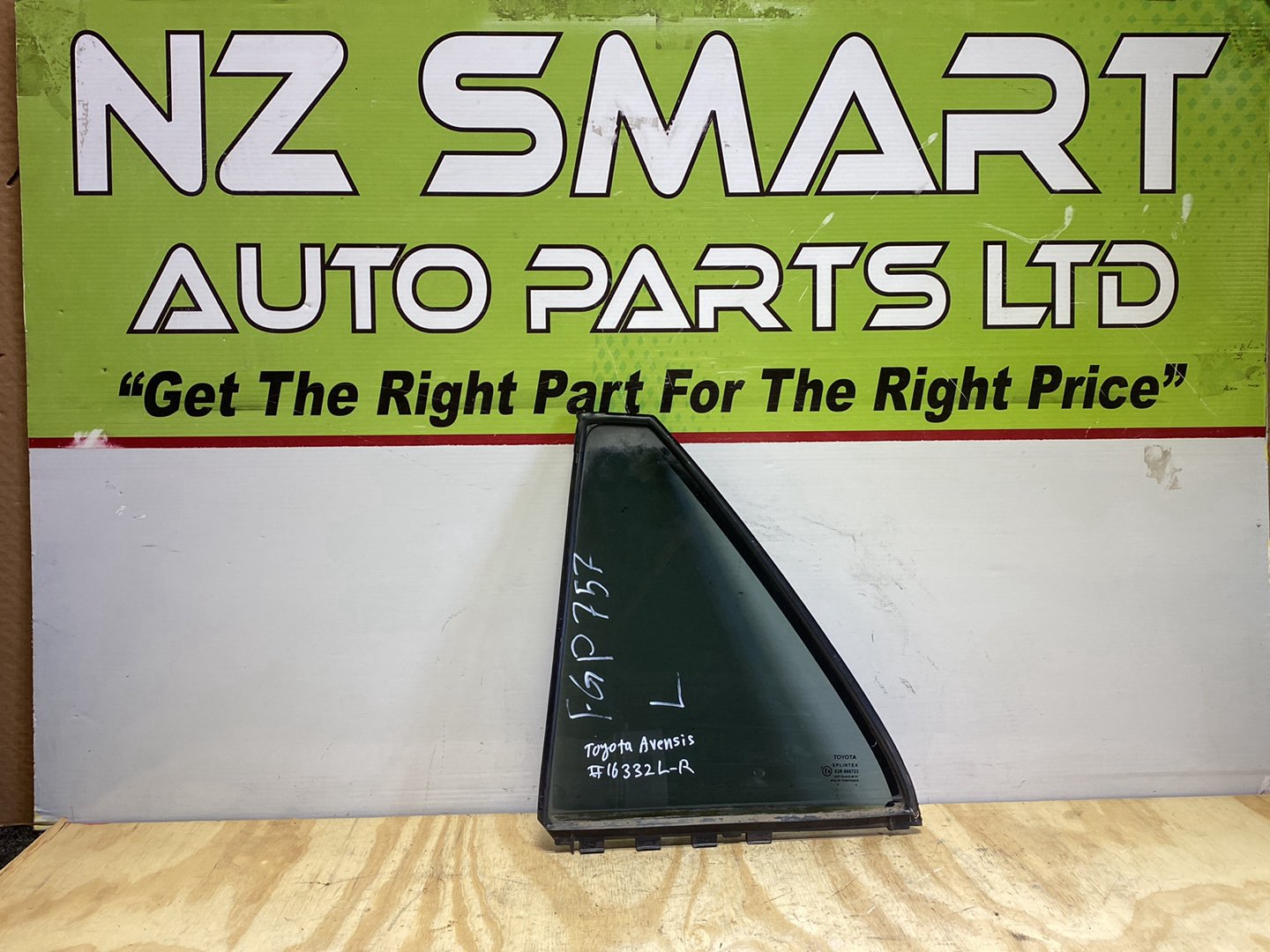 2003 Toyota Avensis AZT250 - Left Rear Quarter Door Glass