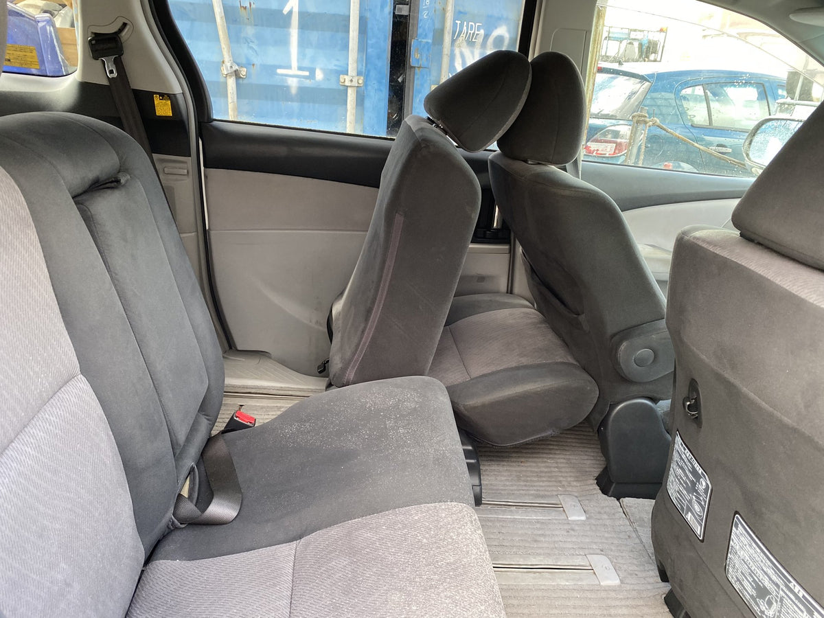 2006 Toyota Estima Aeras ACR50 Dismantling For Parts